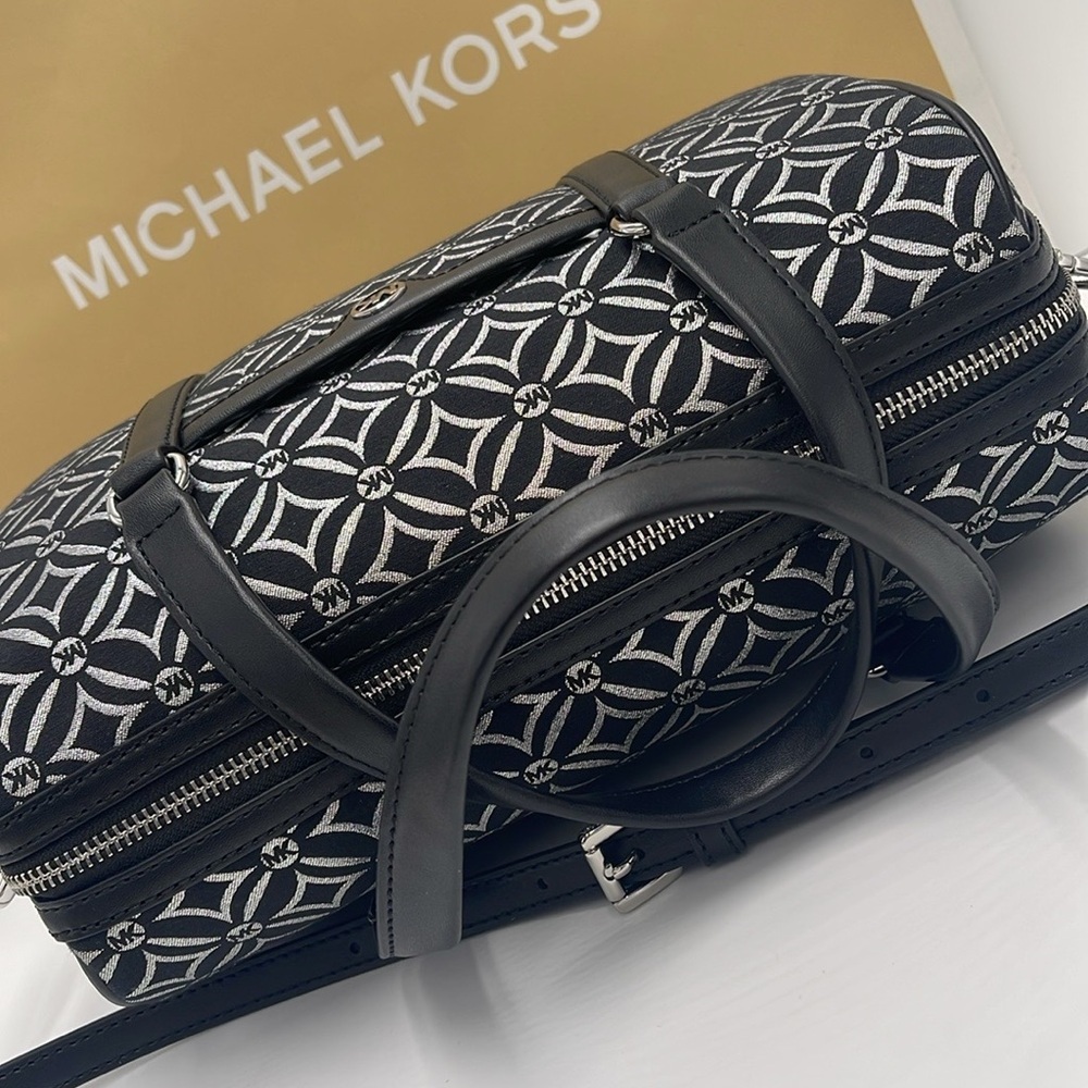 MICHAEL KORS JST TRAVEL MEDIUM DUFFLE SATCHEL SHOULDER CROSSBODY BAG MK BLACK - Picture 8 of 16